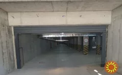 У продажу дуже гарна 3 кімнатна квартира в новому комплексі на Сахарова.