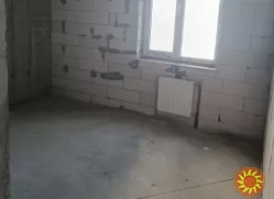 У продажу дуже гарна 3 кімнатна квартира в новому комплексі на Сахарова.