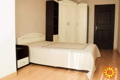 Продається 3-кімнатна квартира в ЖК "Острова"!