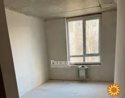 Продам 3-кімнатну квартиру, Кримський бульвар!