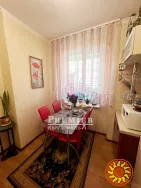 Продається 2-х кімнатна квартира на зручному 4му поверсі загальна площа 60 кв.м.