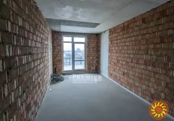 Продам 2-кімнатну квартиру в новому цегляному будинку!