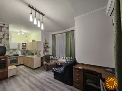 Квартира з ремонтом, санвузол облицьований плиткою