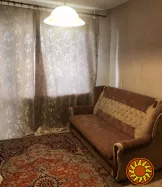 Пропонується на продаж трикімнатна квартира на Жоліо Кюрі, район Заболотного.