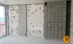 Двохкімнатна квартира Сахарова/Марсельська.