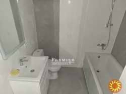 У продажу однокімнатна квартира з новим сучасним ремонтом