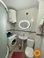 Уютная 2 комнатная мебель техника Левитана