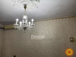 Пропонуэться до продажу простора та світла однокімнатна квартира, розташована на 4 поверсі, 5-поверхового будинку на Заболотного.