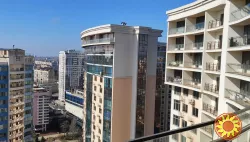 Продам 3 кімнатну квартиру в Аркаді ТОРГ