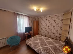 Пропонується до продажу простора однокімнатна квартира на Марсельській.