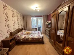 2 кімн. квартира. 60 м2. Вул. Космонавтів