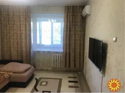 Продається 2-кімнатна квартира площею 48 кв.м.