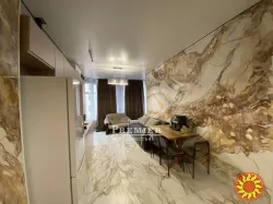 1-кімнатна Новий будинок Авторський ремонт 2/8