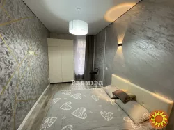 1-кімнатна Новий будинок Авторський ремонт 2/8