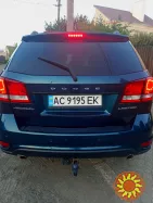 Автомобіль Dodge Journey