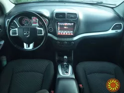 Автомобіль Dodge Journey