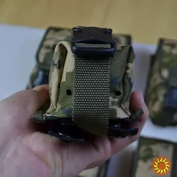 Якісний міцний підсумок на 2 магазини, виконаний з міцної тканини CORDURA піксель у два шари, кріплення MOLLE укріплене та якісне.  Переваги підсумку