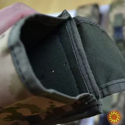 Якісний міцний підсумок на 2 магазини, виконаний з міцної тканини CORDURA піксель у два шари, кріплення MOLLE укріплене та якісне.  Переваги підсумку