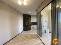 Продаж однокімнатної квартири в Одесі на Фонтані