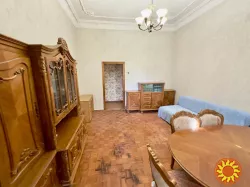 2-кімнатна старовинна квартира в серці Одеси! АГВ
