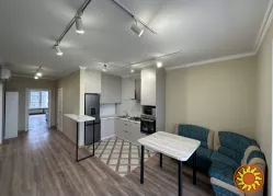 Пропонується до продажу посторна 1 кімнатна квартира в новому будинку.