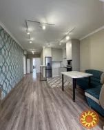 Пропонується до продажу посторна 1 кімнатна квартира в новому будинку.