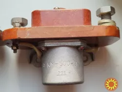 Контактор КМ-600 В