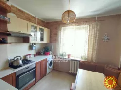 Продам 1-кімнатну квартиру на Бочарова/Сахарова