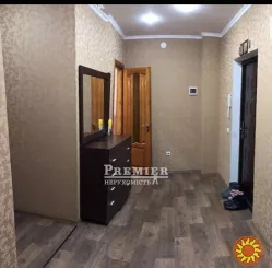 Простора 1-кімнатна квартира на Сахарова. Газовий будинок.