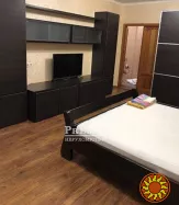 Простора 1-кімнатна квартира на Сахарова. Газовий будинок.