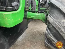 Трактор John Deere 8210  Рік випуску: 2001 Об'єм двигуна: 8 100 см³