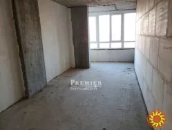 Пропонується до продажу простора 3 кімнатна квартира площею 80 кв.м.