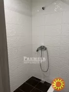 Пропонується до продажу простора однокімнатна квартира.