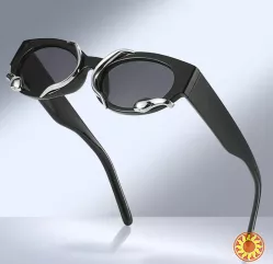 Сонцезахисні окуляри в асортименті