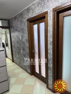 Продам затишну трикімнатну квартиру на Черемушках