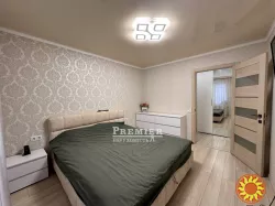 2 кімн. квартира. 48м2. Ремонт, меблі, техніка. Вільямса