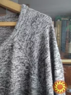 Класний фірмовий светр тонка в'язка. Розмір 54-56