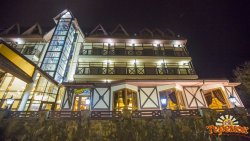 Новый Год 2018 и Рождество в отеле `Эдельвейс` г. Яремче