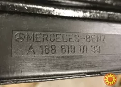 Бу накладка порога левая наружная Mercedes W168, A1686190138