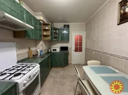 Продам 3-кімнатну квартиру на Таїрова