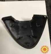 Бу заглушка левой ручки двери Mercedes W168, 17619Li верхняя.