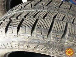 шины зимние 215/60R16 Bridgestone Blizzak Revo GZ (Япония) - 2шт