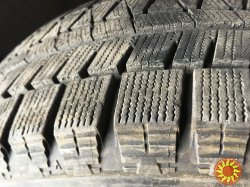 шины зимние 215/60R16 Bridgestone Blizzak Revo GZ (Япония) - 2шт