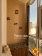 Пропонується до продажу світла, затишна та простора квартира у новому будинку на Марсельській.