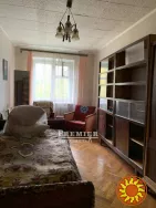 Продаю трикімнатну квартиру на Черьомушках