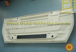 Решетка радиатора Iveco Stralis 504170979