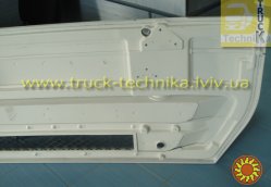 Решетка радиатора Iveco Stralis 504170979