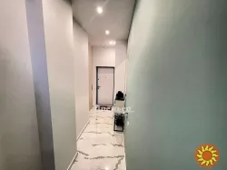 Продається шикарна квартира в новому зданому комплексі Аквамарин