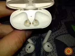 Air Pods 2 б.в (A1602)