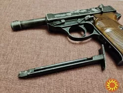 Пневматичний пістолет Umarex Walther P38